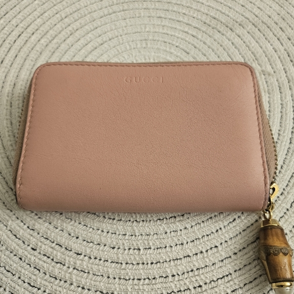 Gucci Handbags - Gucci Cardholder 💗